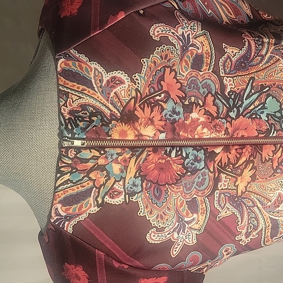 Beige by Eci Brown Multi-color Floral Stretch Dress, Size: 10 - Picture 5 of 9